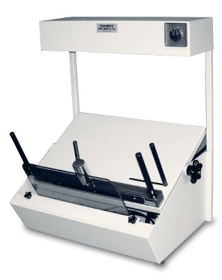 Binding machine by thermoplastic adhesive, cold glue